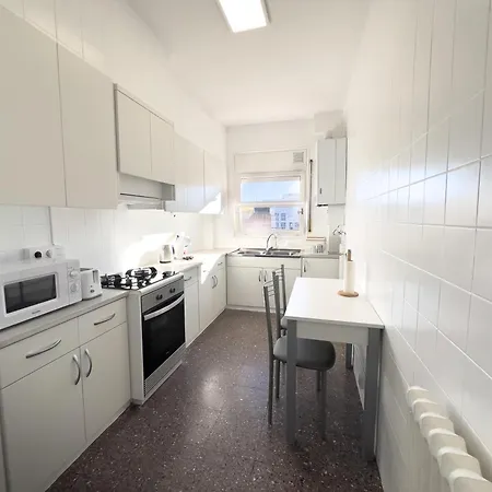 Apartment Caserna 13 - Luminoso Piso En Figueres Figueres (Girona)