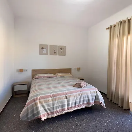 Caserna 13 - Luminoso Piso En Figueres * Figueres (Girona)